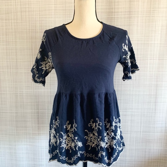 orange creek Tops - Orange Creek Navy Pendulum Top